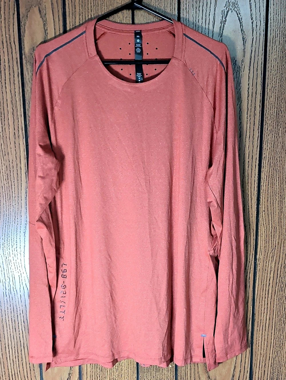 lululemon Swiftly Tech Long Sleeve Long Sleeve Top in Orange XXL Like New